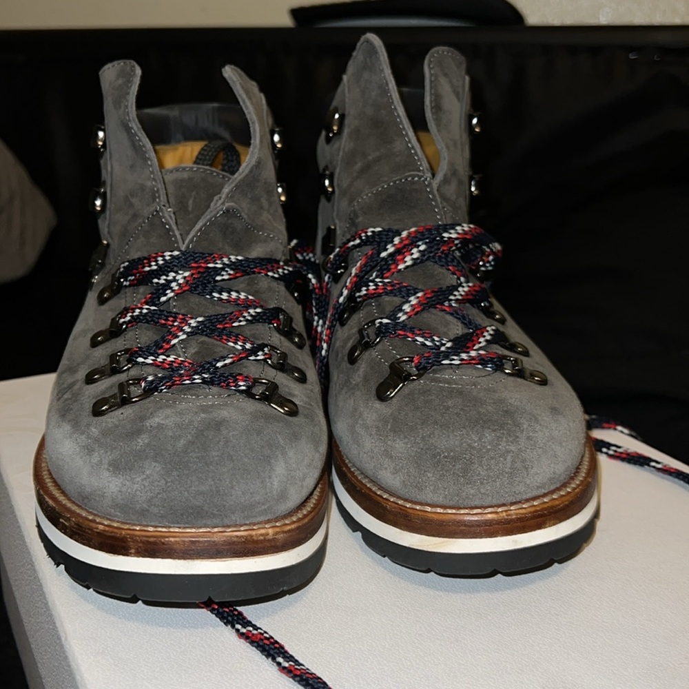 Moncler Peak Hiking boots. - Picture 6 of 7